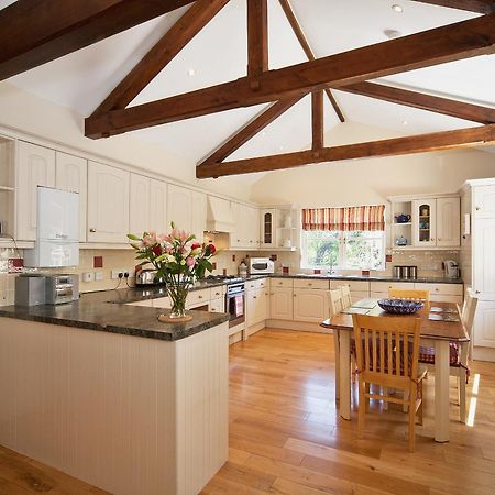 Ware House Cottage ไลม์รีจิส ภายนอก รูปภาพ